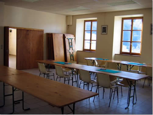 location de salle des fêtes, salle de réception en Ariège - Couserans pour vos différentes manifestations (mariages, baptèmes, anniversaires)
